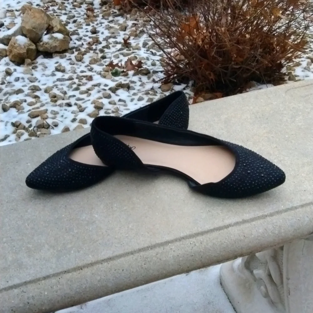 Black sparkle pointed toe flats size 9.5